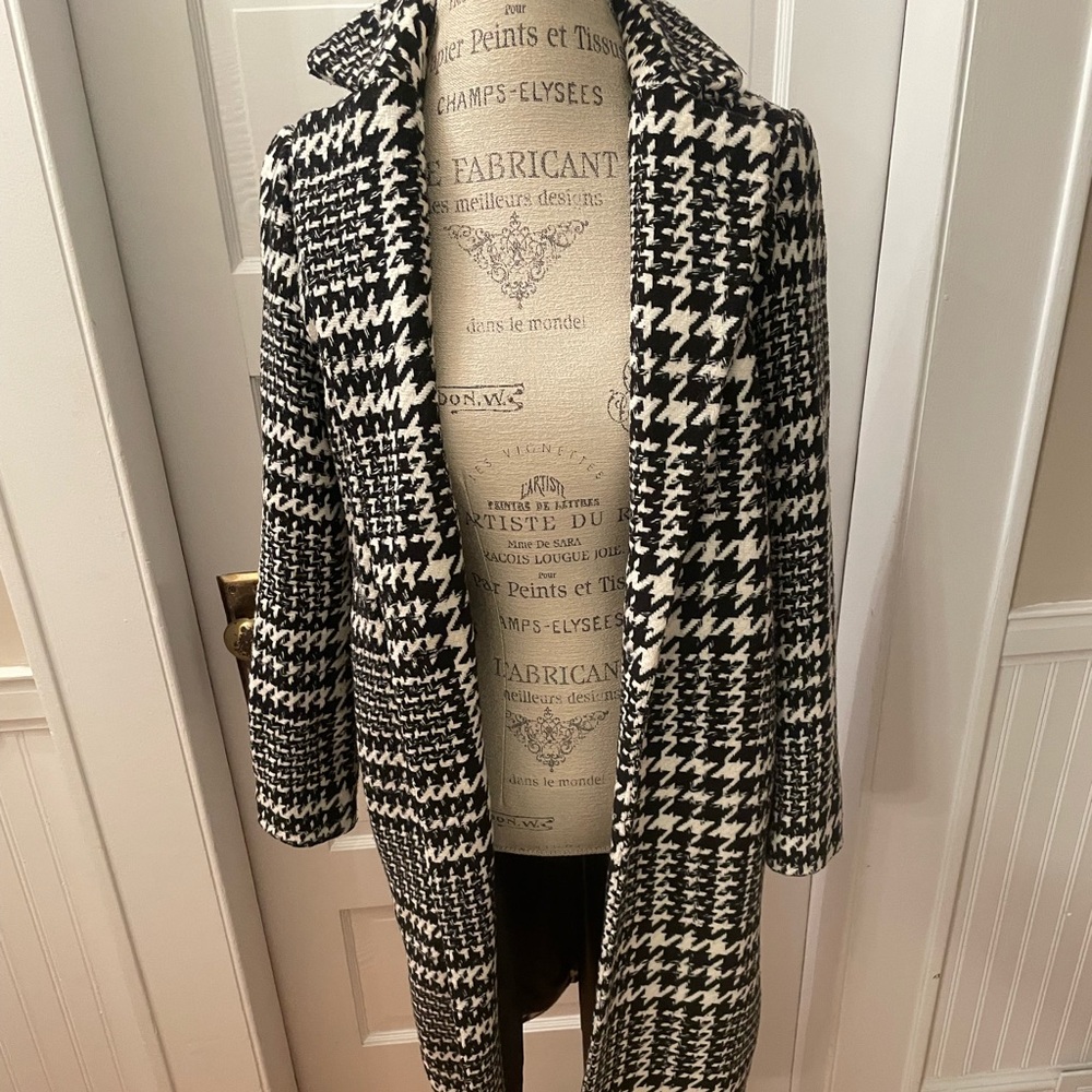 Womens size small black and white herringbone wool jacket